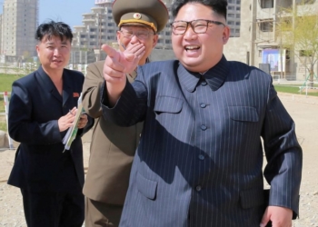 भ्रमहरूमा लपेटीएका किम जोङ ऊनलाई पछ्याउँदै