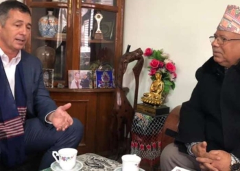 एमसीसीको पैसा रोकिए एडीबीसँग सहयोग लिन्छौं – माधवकुमार नेपाल