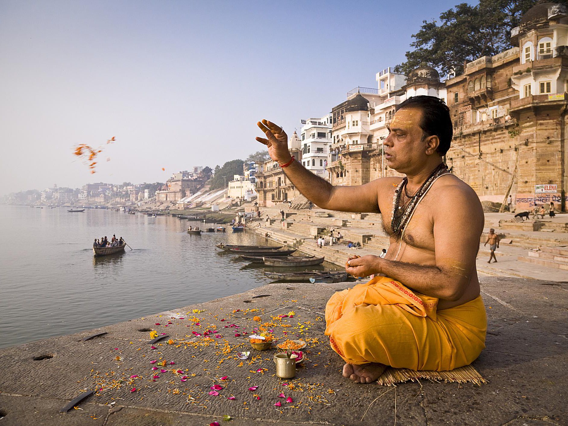 बाहुनभित्रका अछुत र साना-बाहुनबारे