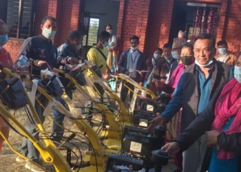खजुराका कृषिमा आश्रित १०४ किसानले पाए पावर ट्रेलर