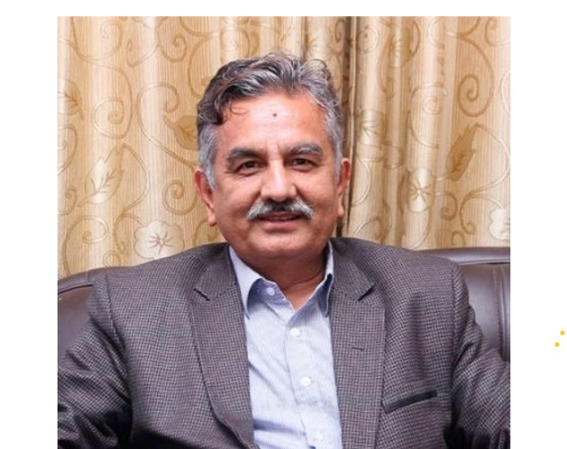 ‘बा’ भनेर ढोग्ने अराजनीतिक युवाहरूले एकछिन हल्ला गरे: सुरेन्द्र पाण्डे