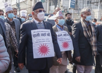 कहाँ चुक्यो नेकपाको बहुमत पक्ष?