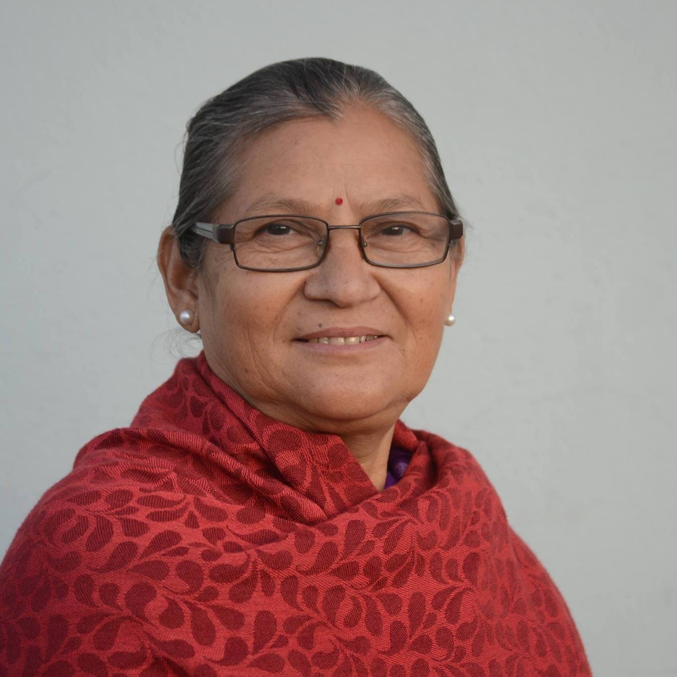 ओलीले घुँडा टेक्नैपर्छ, ओलीकाण्डबाट हामीले पाठ सिक्नुपर्छ – अष्टलक्ष्मी शाक्य