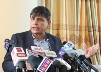 जनवादी क्रान्ति सकियोः अब समाजवादतिर