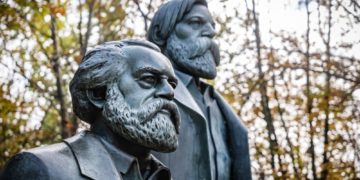 मार्क्सहरुका आठवटा दाबीहरू, जसले तपाईंलाई आश्चर्यचकित बनाउँछन्