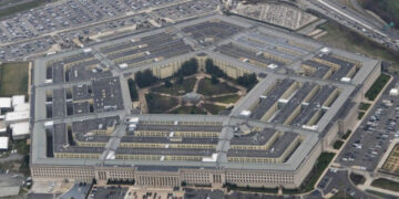 के अमेरिका हार्ने युक्रेन लडाइँबाट भाग्दै छ?